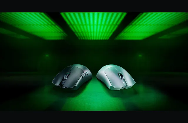 Razer Viper V3 Pro — Black / White