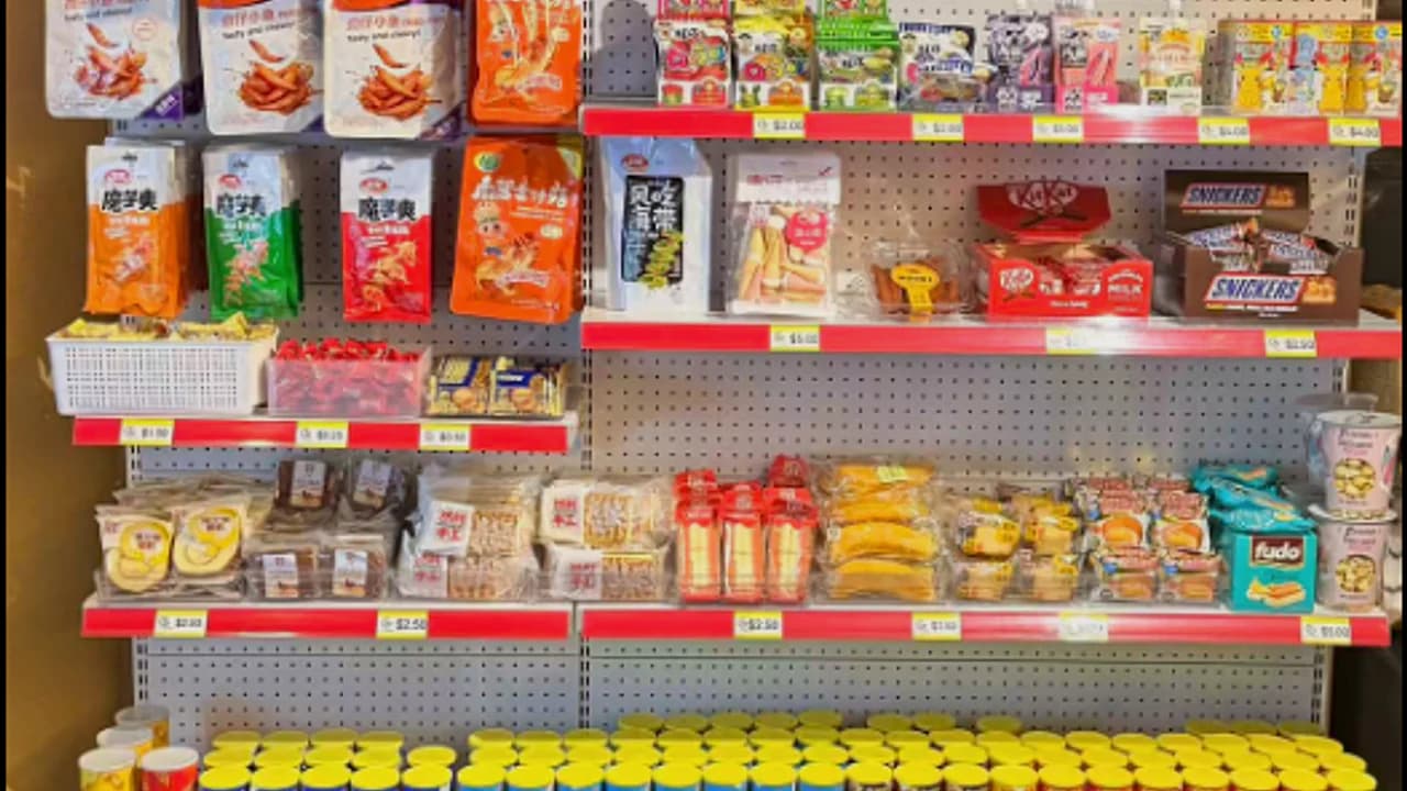 SNACKS & CANDY