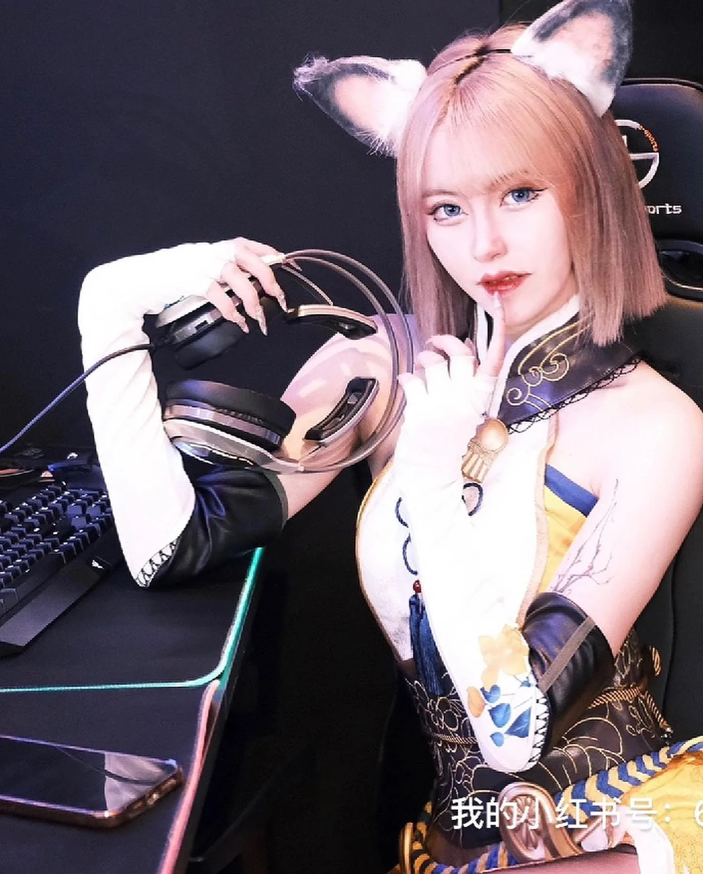 COSPLAY gallery item 12